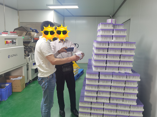 Laboratuvar Araştırması İçin Vidalı Kapatma Kan Örneği Toplama Tüpleri Vakum / Vakumsuz Tip