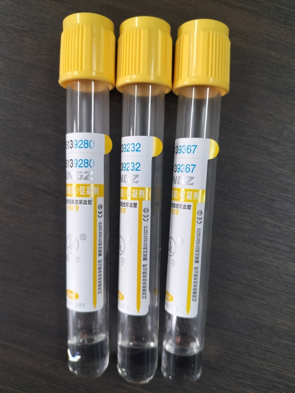 Klinik Laboratuvarlar için Tıbbi Sarı Gel Tüpler Gel Pıhtı Aktivatörü Kan Toplama Tüpleri